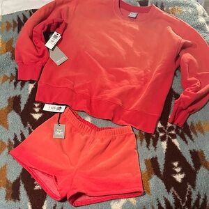 NEW TNA ARITZIA size 2 Cozy Crewneck Sweatshirt & XS Shorts Set sunkissed bronze
